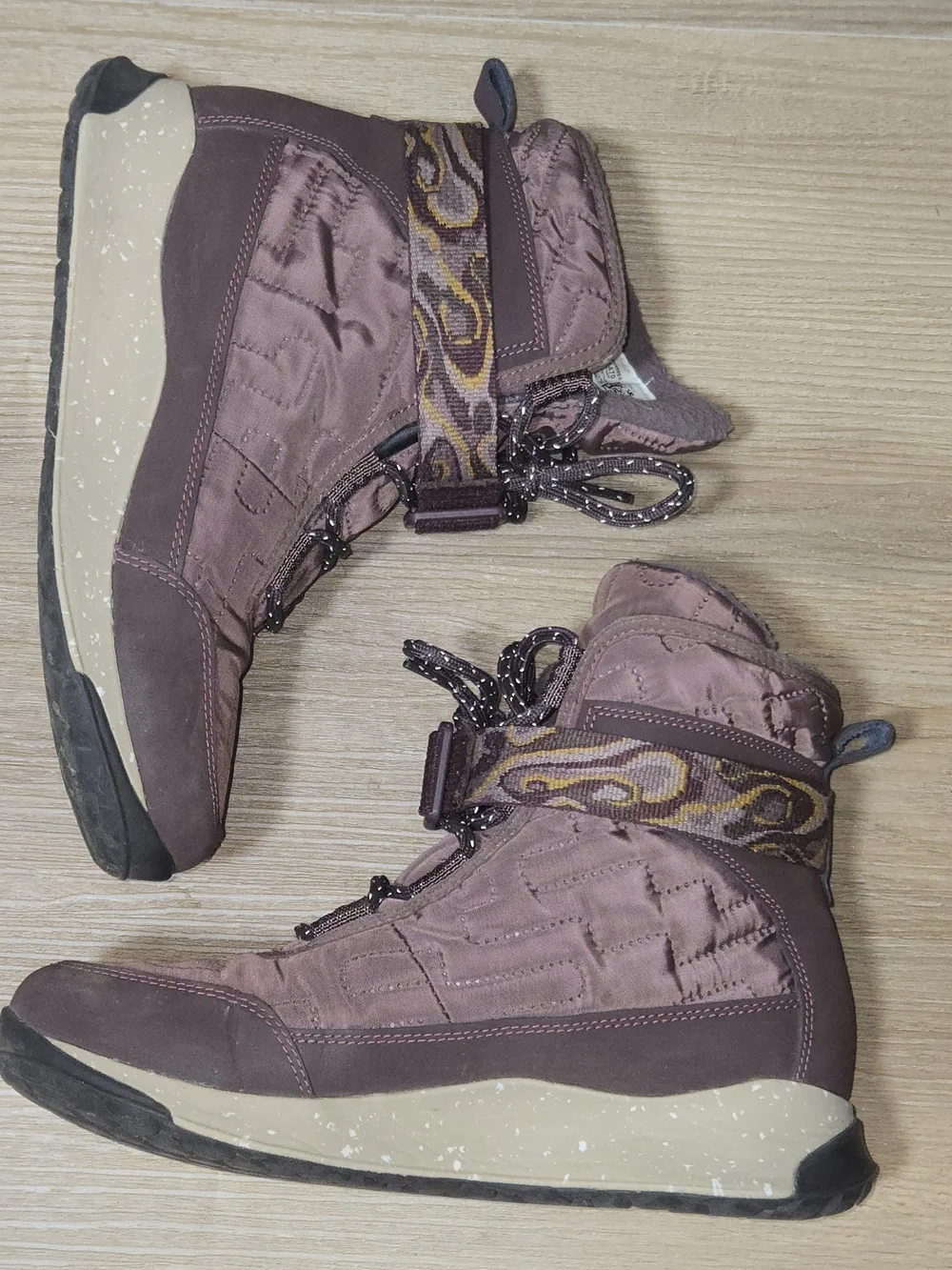 Chaco Women's Quilted Lace-Up Boot in Mauve